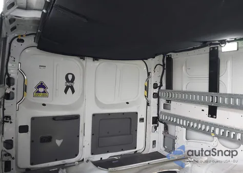 2018 Nissan Nv Cargo Nv2500 Hd Sv V6 z USA, uszkodzony, nr VIN 1N6BF0KY6JN814312